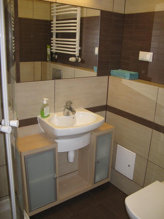 Hostel Dom Studencki Akademia Muzyczna Krakau Zimmer foto